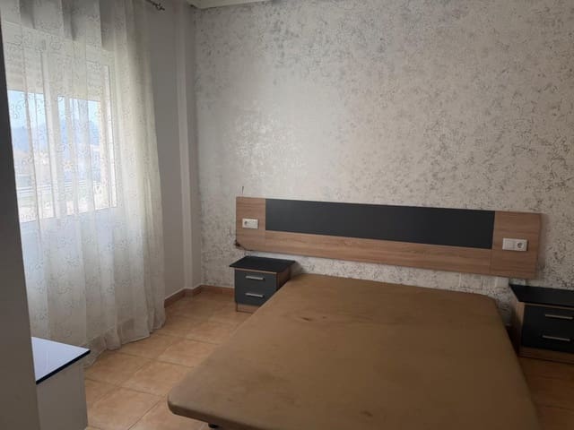 Bungalow de 2 habitaciones en Orihuela en venta con piscina - 89.900 € (Ref: 9794897)