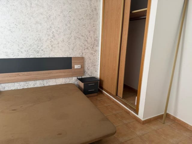 Bungalow de 2 habitaciones en Orihuela en venta con piscina - 89.900 € (Ref: 9794897)