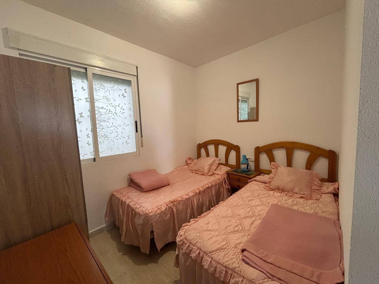 2 slaapkamer Appartement te huur in Torrevieja met zwembad - € 650 (Ref: 9794898)