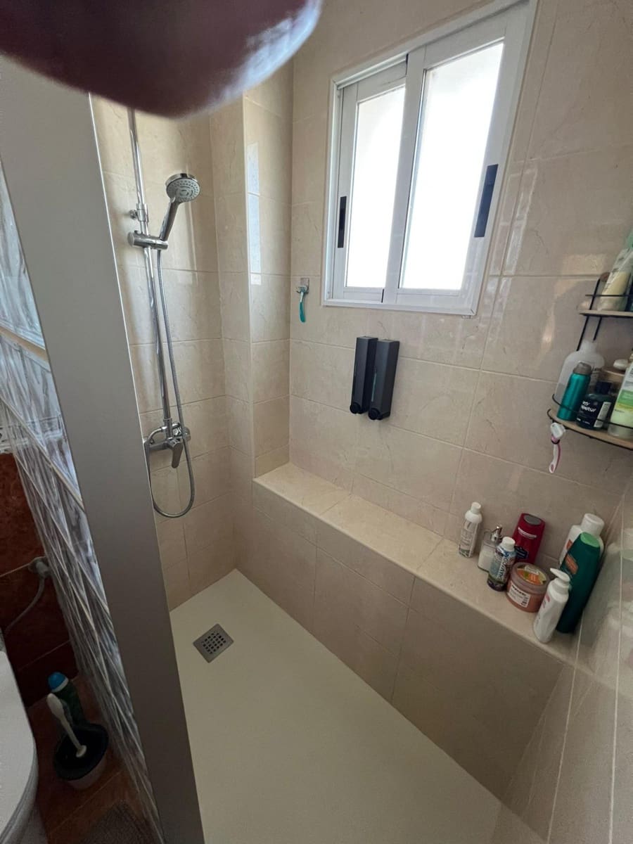 4 Zimmer Bungalow zu verkaufen in Torrevieja mit Pool - 179.900 € (Ref: 9833907)