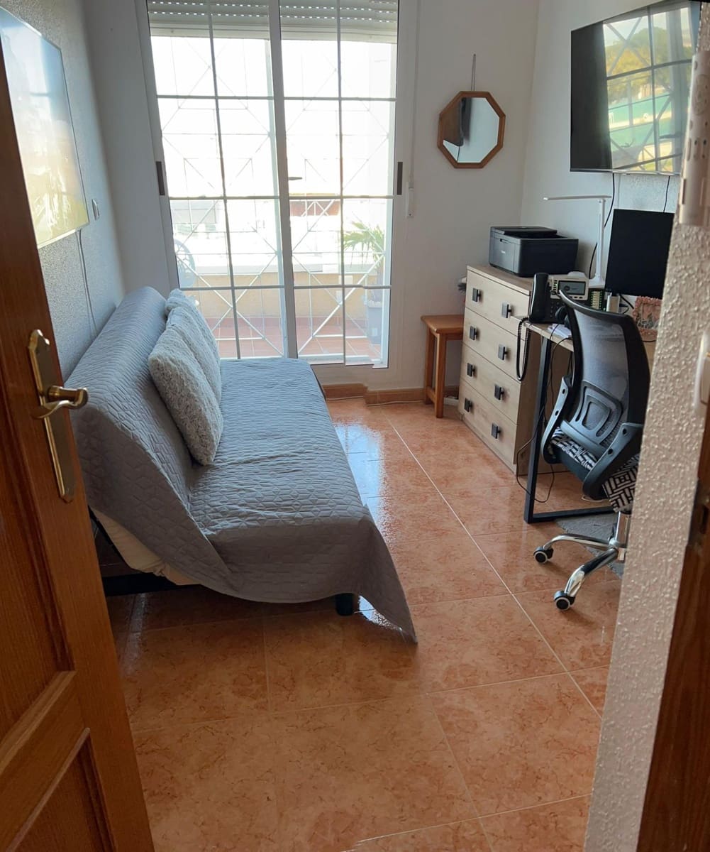 4 Zimmer Bungalow zu verkaufen in Torrevieja mit Pool - 179.900 € (Ref: 9833907)