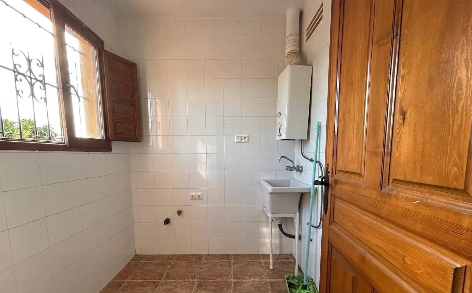 Finca/Casa Rural de 4 habitaciones en Catral en venta - 329.900 € (Ref: 9836573)