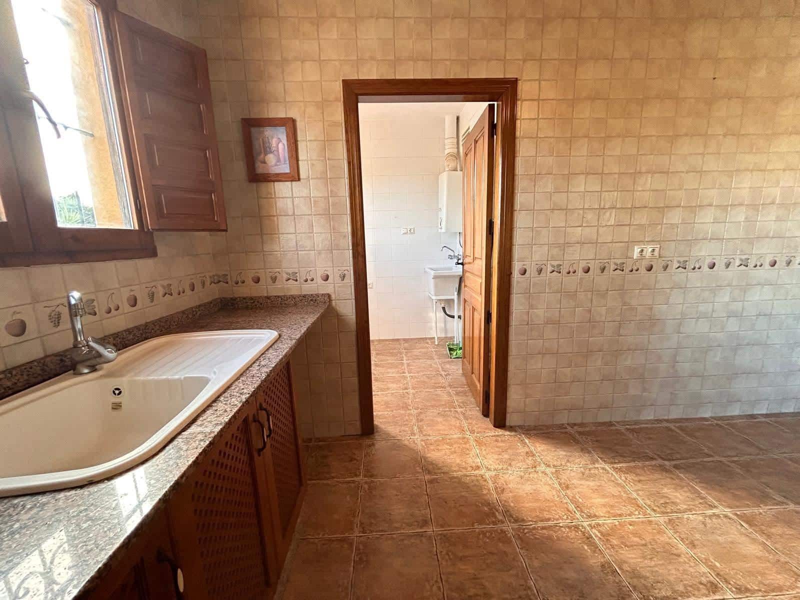 Finca/Casa Rural de 4 habitaciones en Catral en venta - 329.900 € (Ref: 9836573)