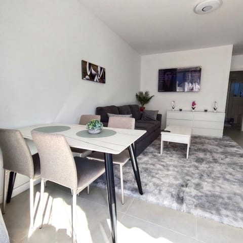 1 chambre Bungalow à vendre à La Siesta, Torrevieja - 139 500 € (Ref: 9846637)