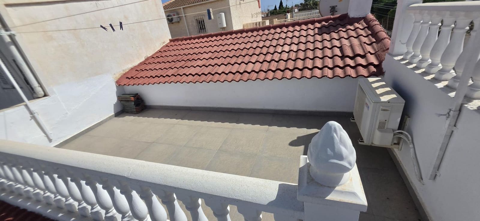 2 bedroom Bungalow for sale in Torrevieja - € 141,900 (Ref: 9846638)