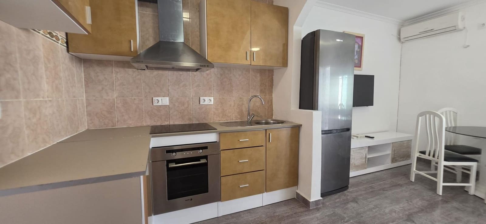 2 bedroom Bungalow for sale in Torrevieja - € 141,900 (Ref: 9846638)