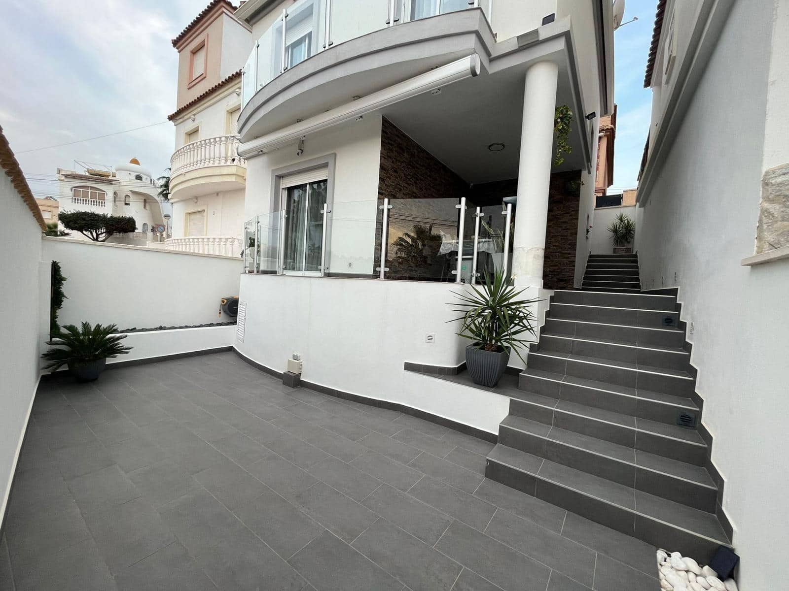 3 chambre Villa/Maison à vendre à San Miguel de Salinas - 285 000 € (Ref: 9865390)
