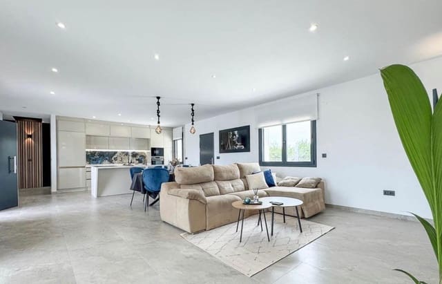 4 quarto Moradia para venda em Los Montesinos com piscina - 1 300 000 € (Ref: 9865391)