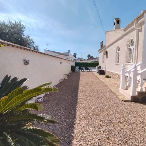 3 soverom Villa til salgs i El Chaparral, Torrevieja med svømmebasseng garasje - € 299 900 (Ref: 9867149)