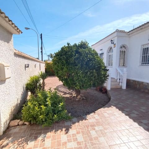 3 soverom Villa til salgs i El Chaparral, Torrevieja med svømmebasseng garasje - € 299 900 (Ref: 9867149)