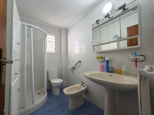 4 sypialnia Apartament na sprzedaż w Torrevieja - 165 000 € (Ref: 9892552)