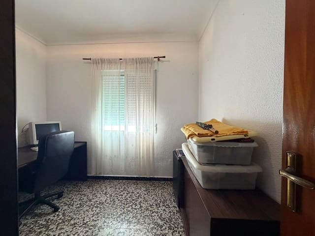 4 sypialnia Apartament na sprzedaż w Torrevieja - 165 000 € (Ref: 9892552)