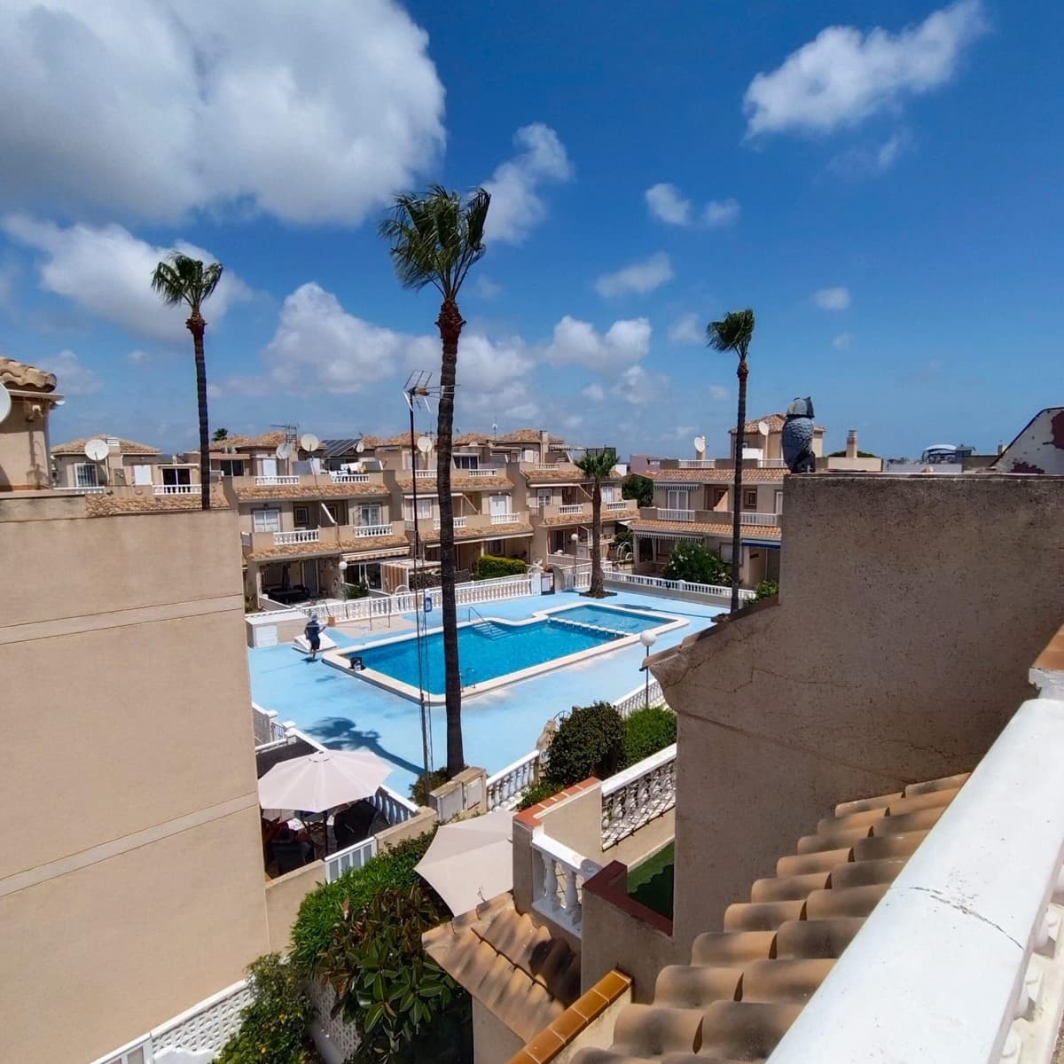 3 quarto Moradia em Banda para venda em La Siesta com piscina - 164 900 € (Ref: 9903831)