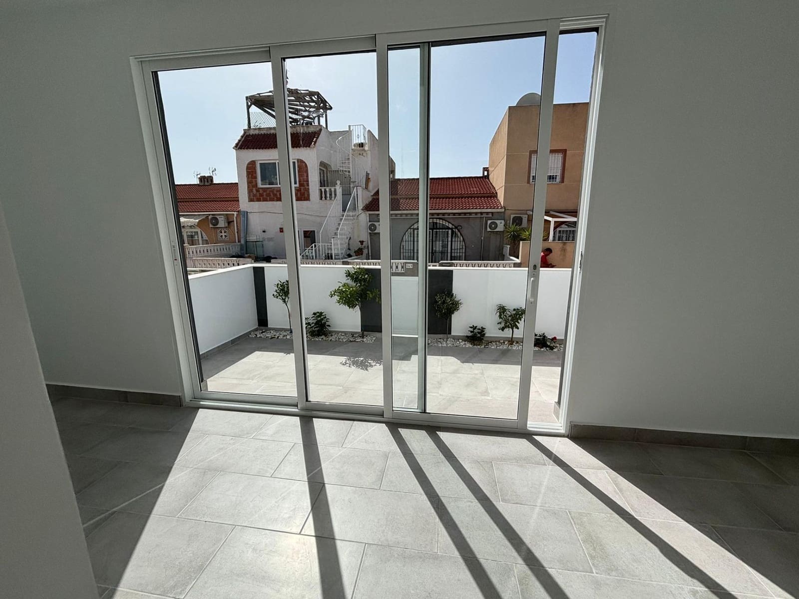 2 bedroom Bungalow for sale in Torrevieja - € 164,900 (Ref: 9916054)