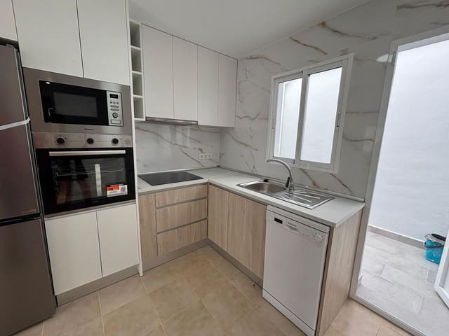 2 bedroom Bungalow for sale in El Chaparral - La Siesta - La Torreta, Torrevieja - € 164,900 (Ref: 9916054)