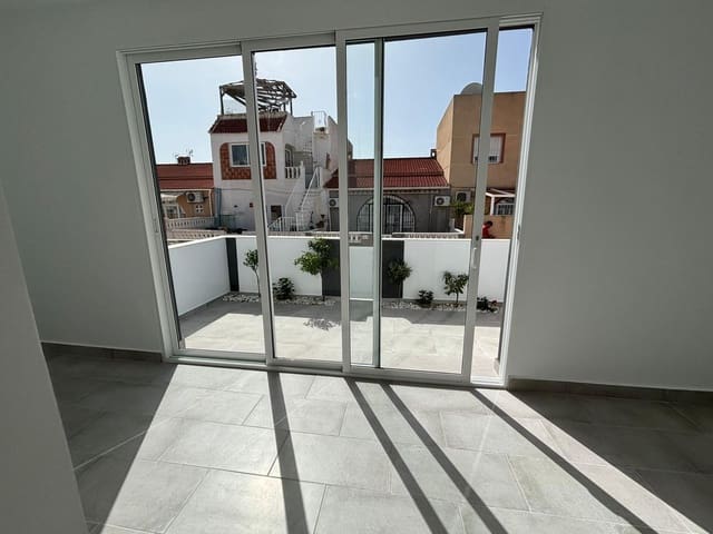 2 bedroom Bungalow for sale in El Chaparral - La Siesta - La Torreta, Torrevieja - € 164,900 (Ref: 9916054)