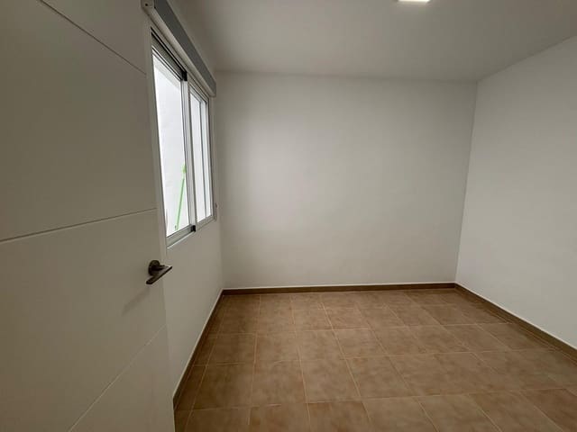 2 bedroom Bungalow for sale in El Chaparral - La Siesta - La Torreta, Torrevieja - € 164,900 (Ref: 9916054)