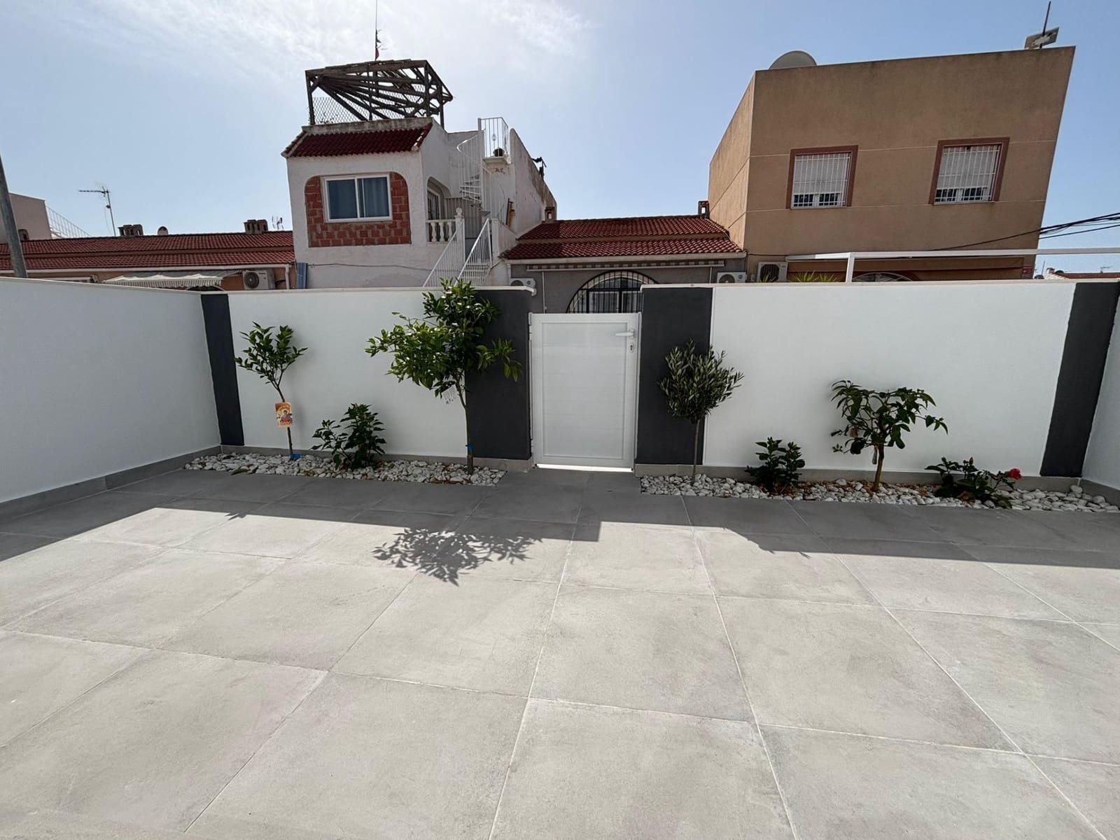 2 bedroom Bungalow for sale in Torrevieja - € 164,900 (Ref: 9916054)
