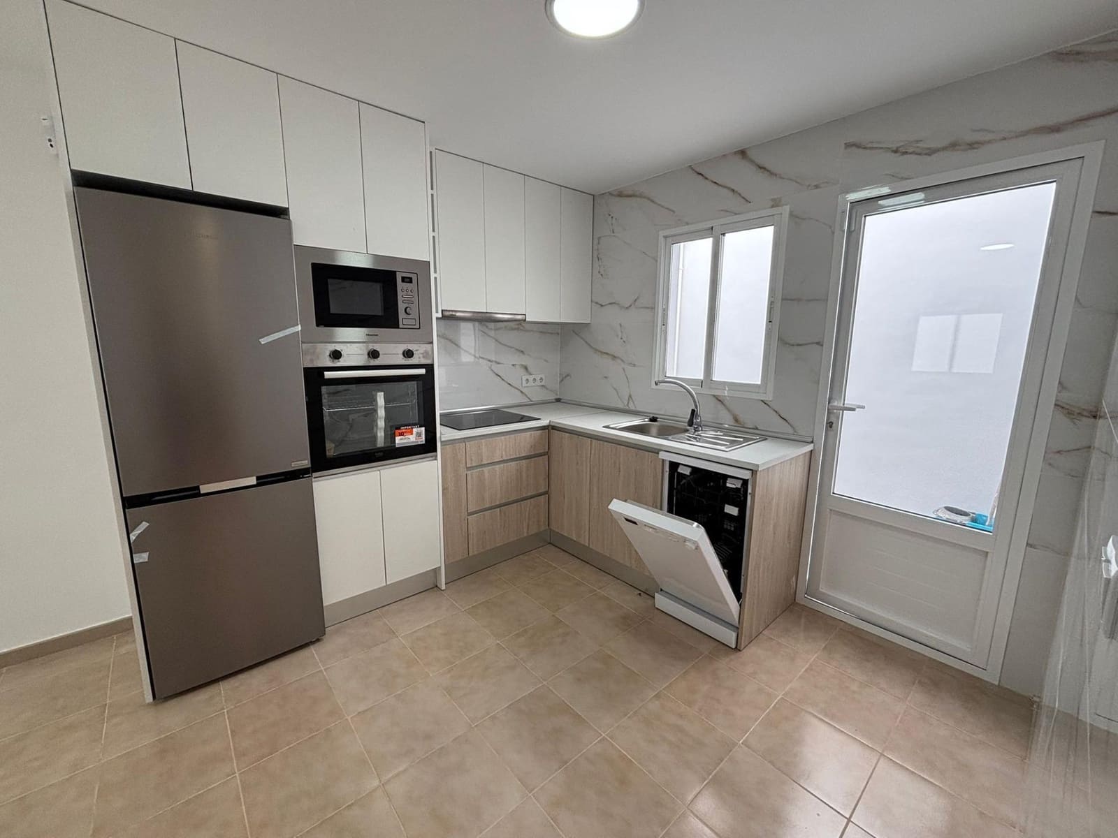 2 bedroom Bungalow for sale in Torrevieja - € 164,900 (Ref: 9916054)