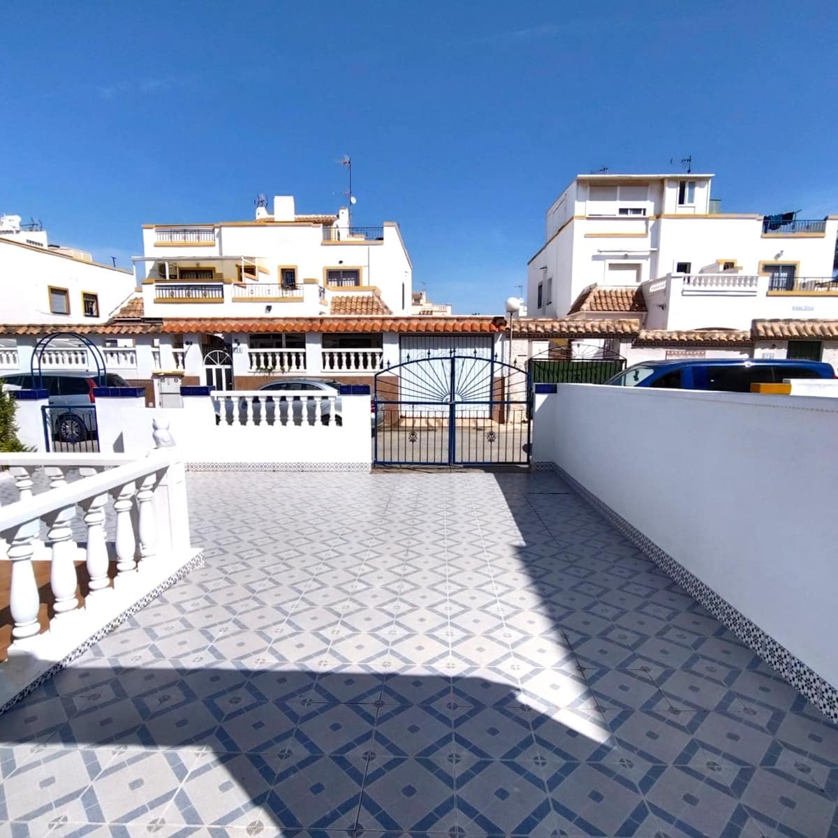 3 sypialnia Apartament na sprzedaż w Torrevieja z basenem - 199 900 € (Ref: 9927627)
