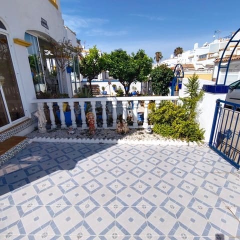 3 sypialnia Apartament na sprzedaż w Torrevieja z basenem - 199 900 € (Ref: 9927627)