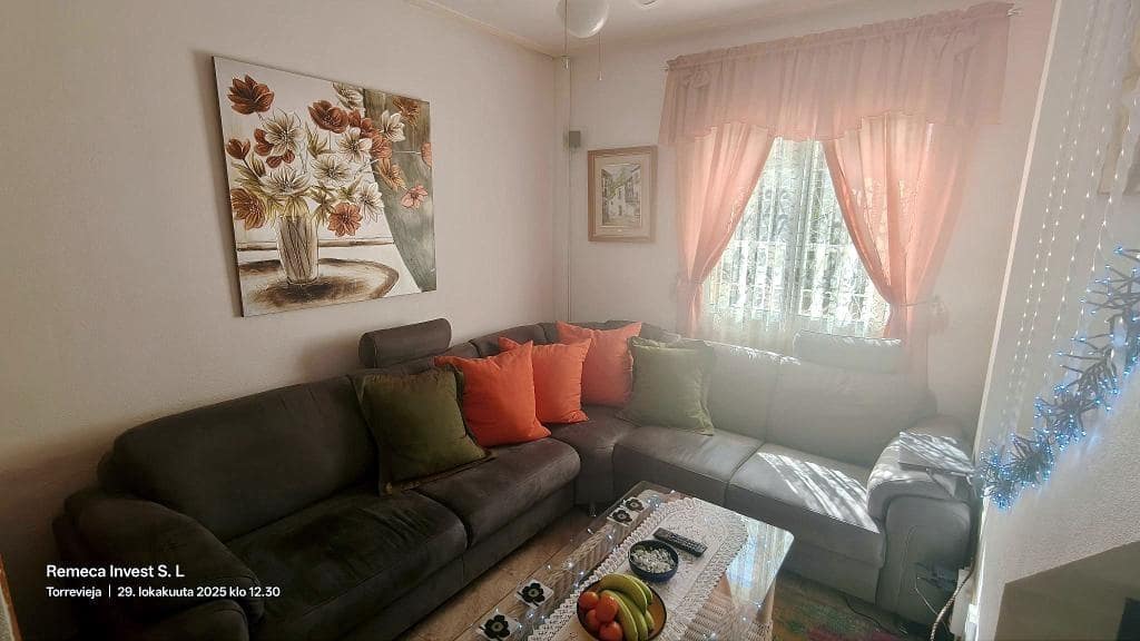 2 soveværelse Villa til salg i Los Balcones med swimmingpool - € 185.000 (Ref: 9945922)