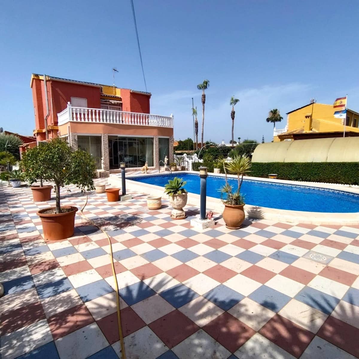 5 sypialnia Willa na sprzedaż w La Siesta z basenem - 430 000 € (Ref: 9950002)