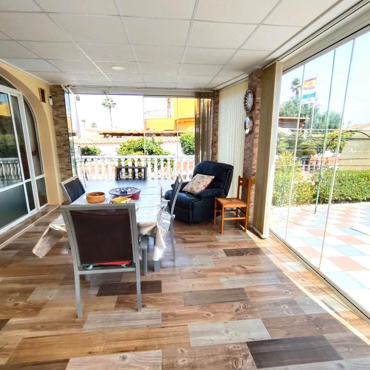 5 sypialnia Willa na sprzedaż w La Siesta z basenem - 430 000 € (Ref: 9950002)