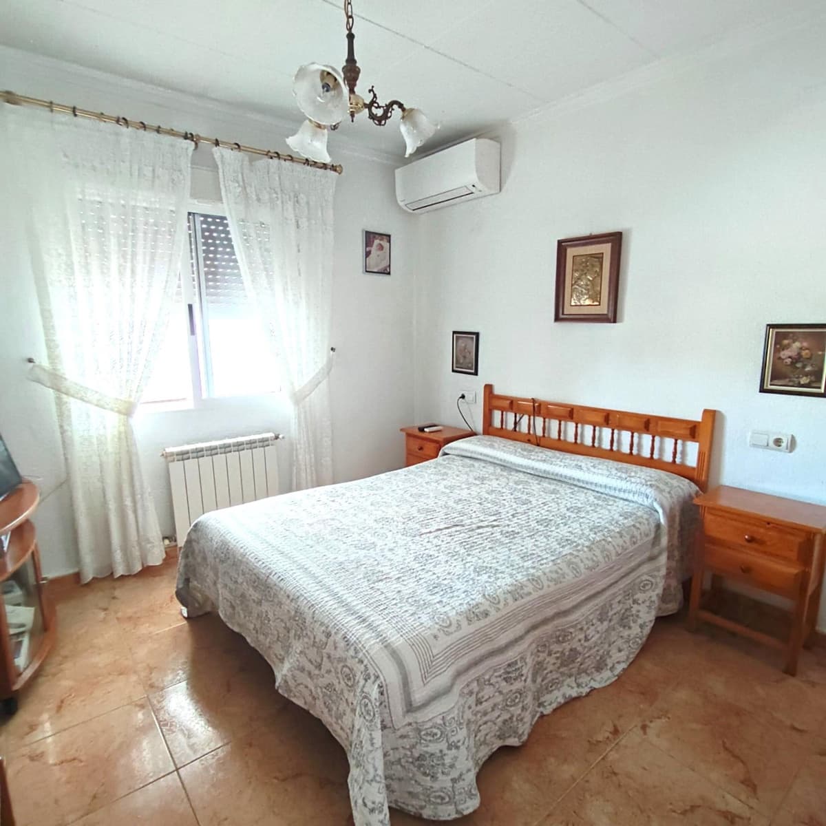 5 sypialnia Willa na sprzedaż w La Siesta z basenem - 430 000 € (Ref: 9950002)
