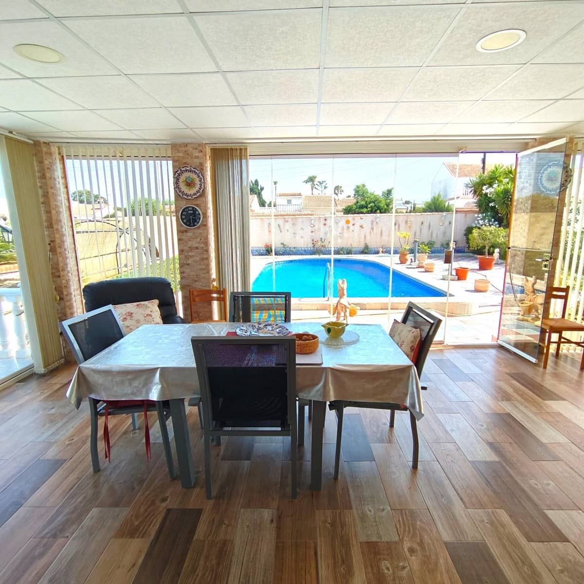 5 sypialnia Willa na sprzedaż w La Siesta z basenem - 430 000 € (Ref: 9950002)