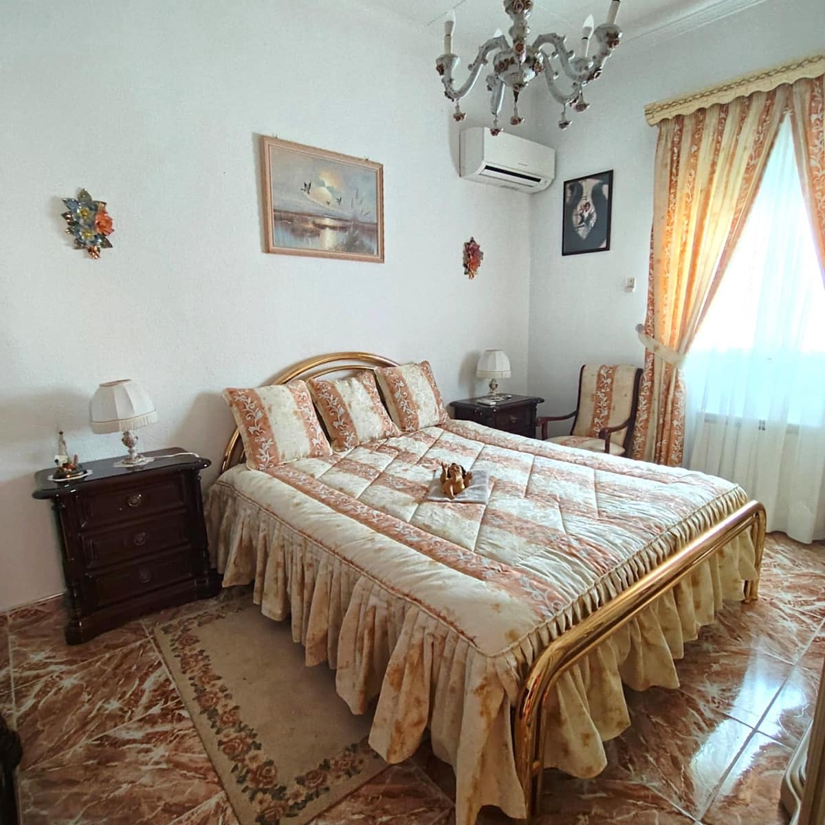 5 sypialnia Willa na sprzedaż w La Siesta z basenem - 430 000 € (Ref: 9950002)