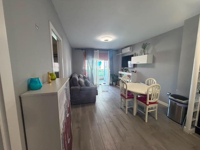Apartamento de 2 habitaciones en La Mata, Torrevieja en venta con piscina - 185.900 € (Ref: 9954394)