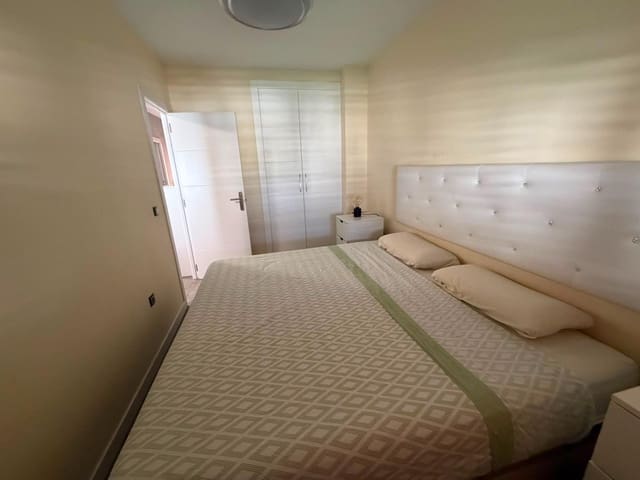 Apartamento de 2 habitaciones en La Mata, Torrevieja en venta con piscina - 185.900 € (Ref: 9954394)