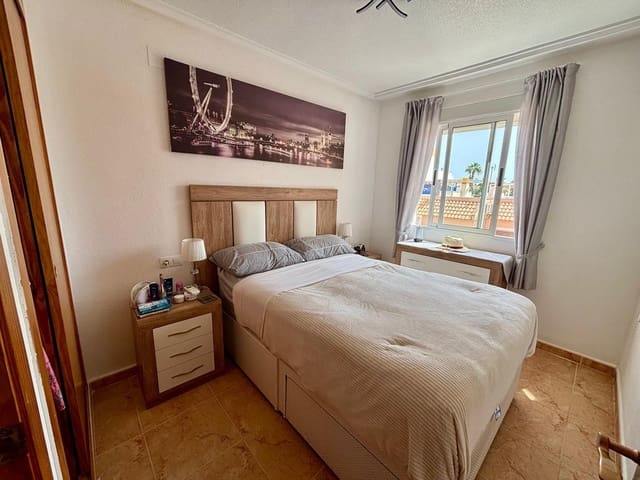 2 slaapkamer Bungalow te koop in El Limonar, Torrevieja met zwembad - € 129.900 (Ref: 9966792)