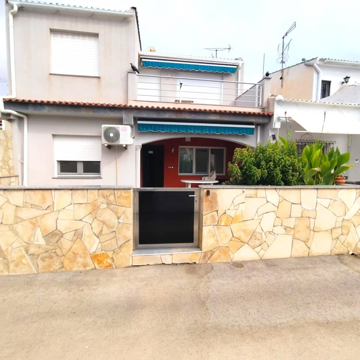 Bungalow de 4 habitaciones en El Limonar en venta con piscina - 214.900 € (Ref: 9977479)