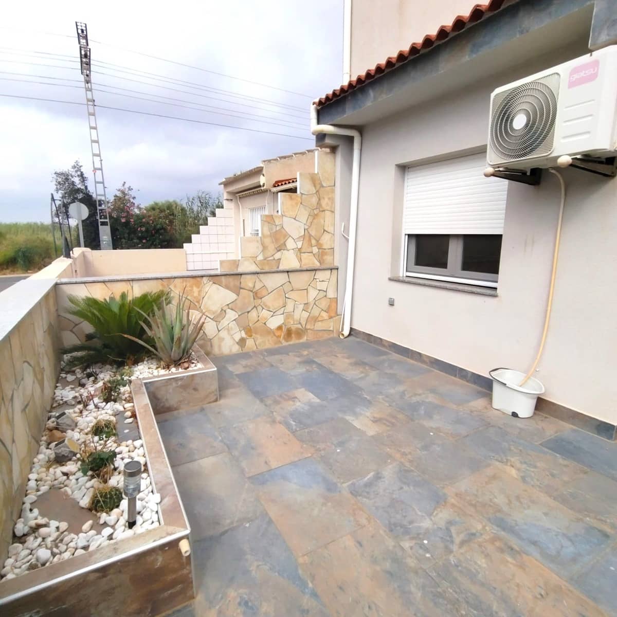 Bungalow de 4 habitaciones en El Limonar en venta con piscina - 214.900 € (Ref: 9977479)