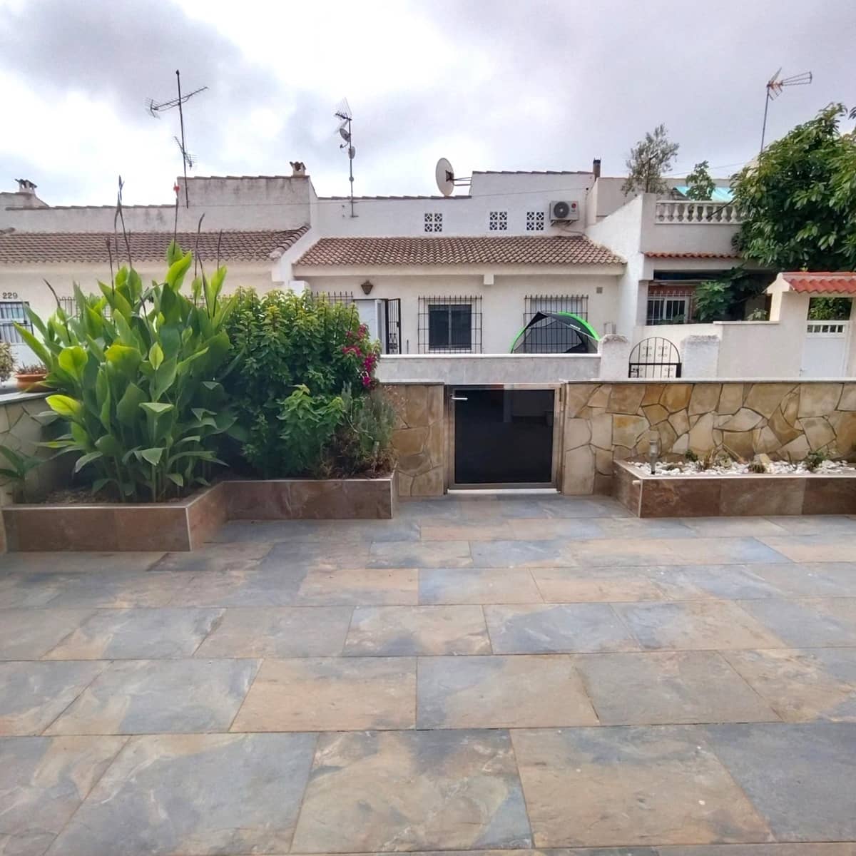 Bungalow de 4 habitaciones en El Limonar en venta con piscina - 214.900 € (Ref: 9977479)