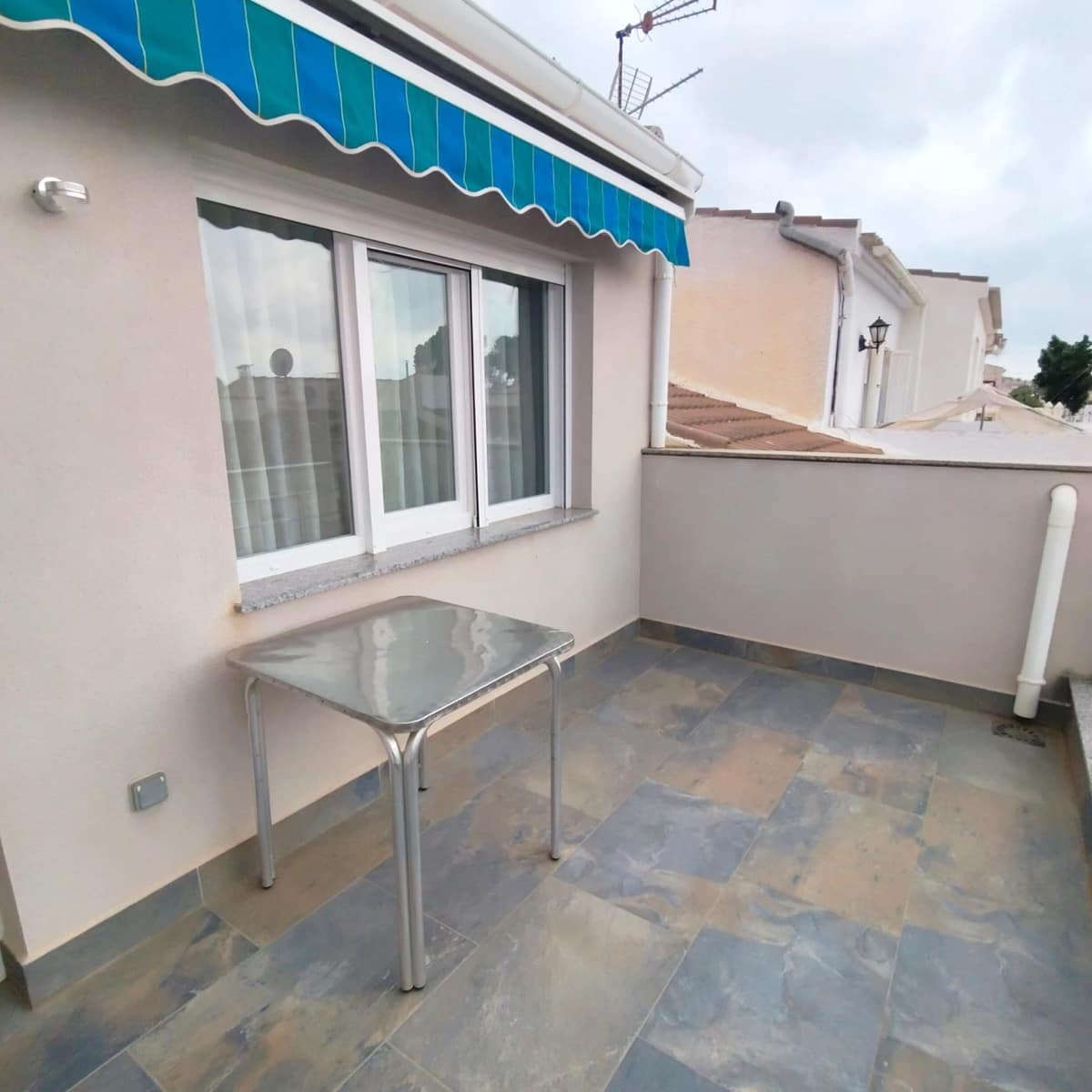 Bungalow de 4 habitaciones en El Limonar en venta con piscina - 214.900 € (Ref: 9977479)