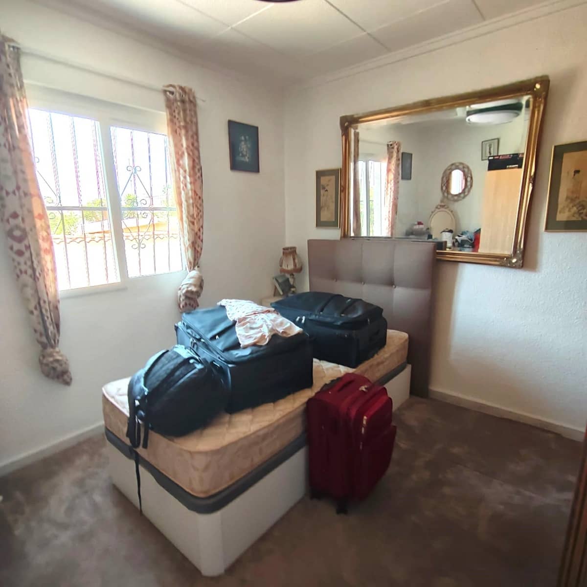 5 slaapkamer Villa te koop in La Siesta met zwembad garage - € 460.000 (Ref: 9994413)