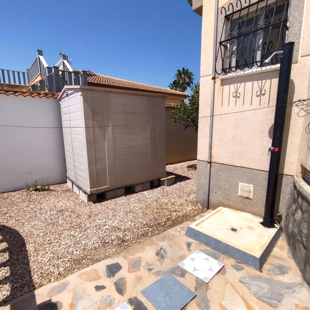 5 slaapkamer Villa te koop in La Siesta met zwembad garage - € 460.000 (Ref: 9994413)