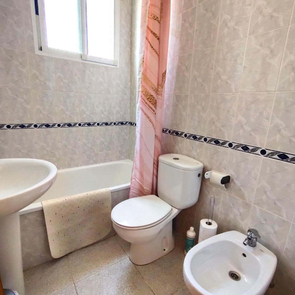 5 slaapkamer Villa te koop in La Siesta met zwembad garage - € 460.000 (Ref: 9994413)