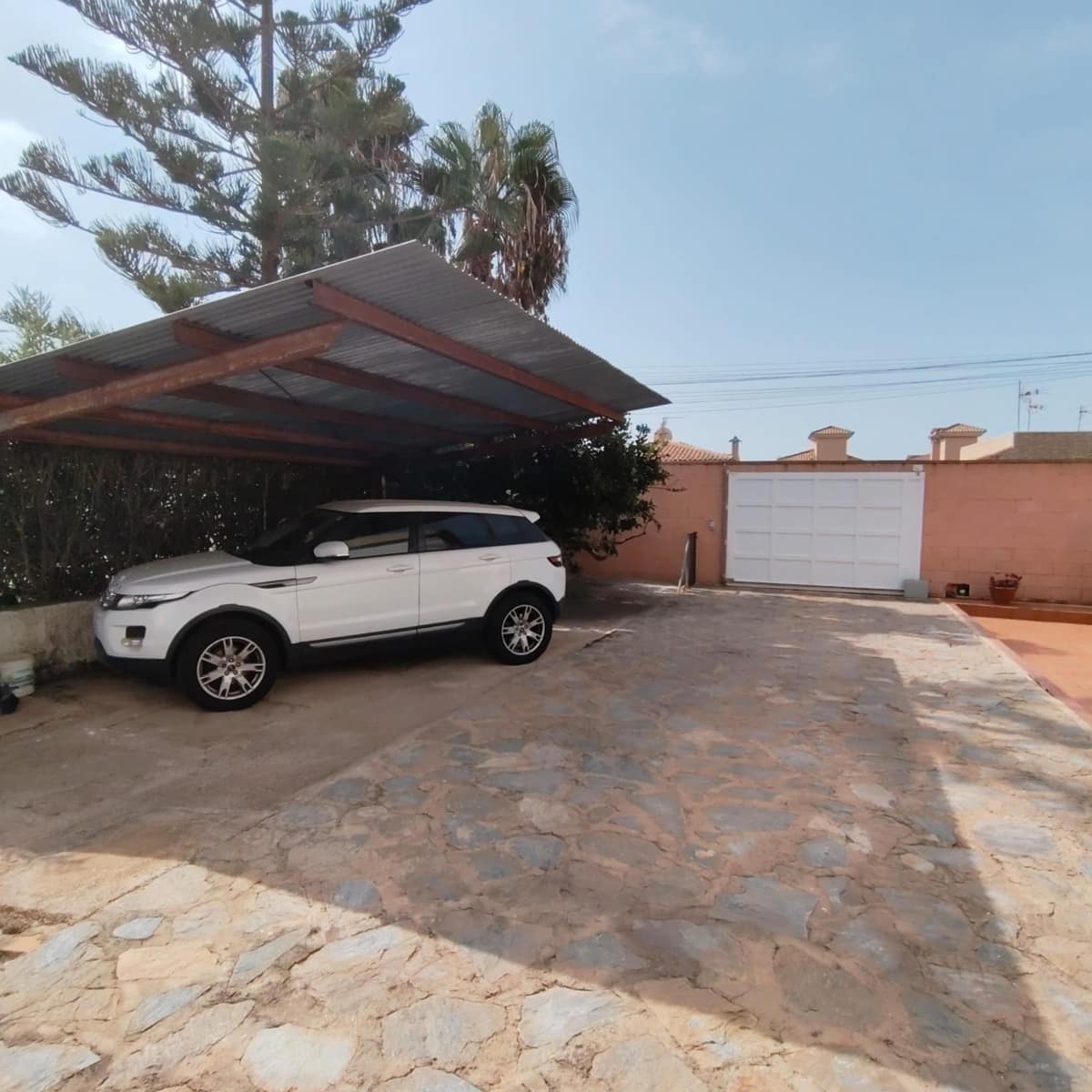 5 sypialnia Willa na sprzedaż w Torrevieja z basenem garażem - 399 000 € (Ref: 9999697)