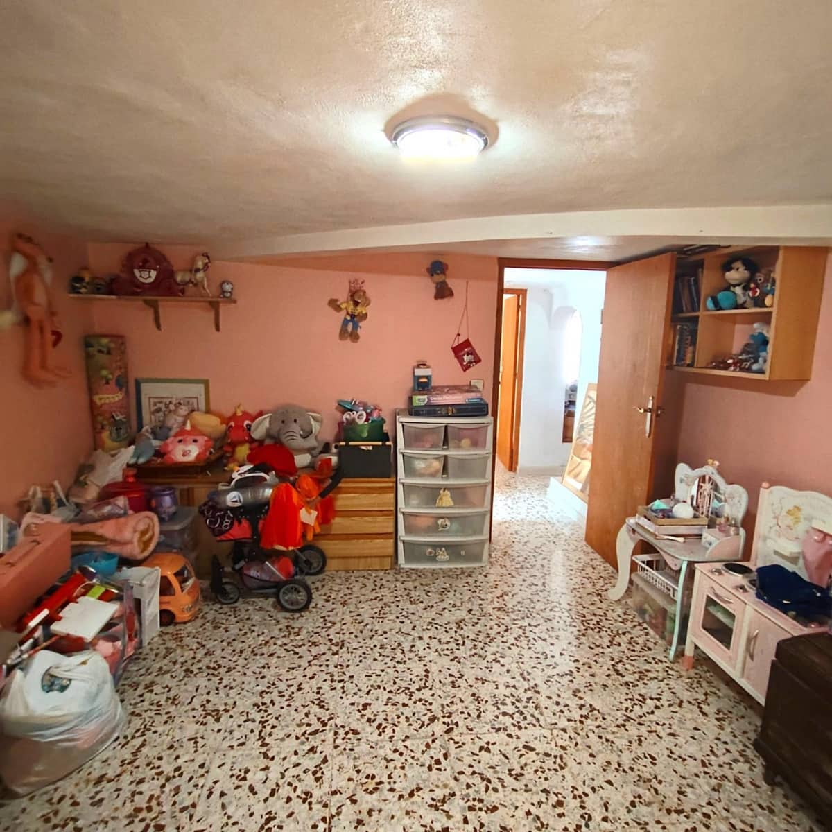 5 sypialnia Willa na sprzedaż w Torrevieja z basenem garażem - 399 000 € (Ref: 9999697)