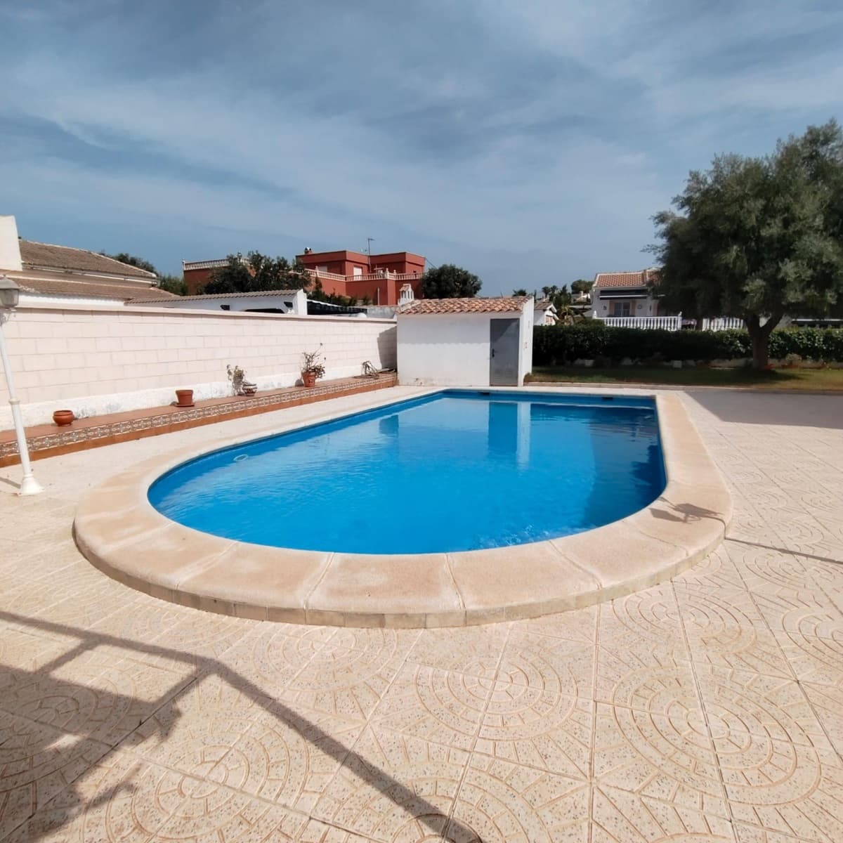 5 sypialnia Willa na sprzedaż w Torrevieja z basenem garażem - 399 000 € (Ref: 9999697)