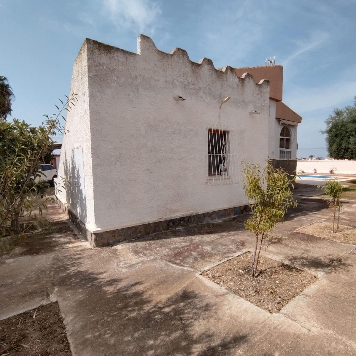 5 sypialnia Willa na sprzedaż w Torrevieja z basenem garażem - 399 000 € (Ref: 9999697)