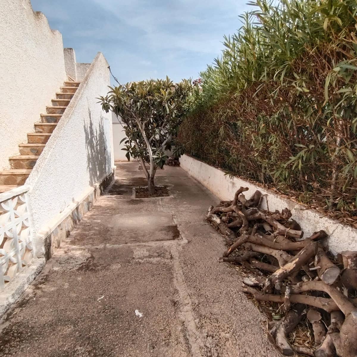 5 sypialnia Willa na sprzedaż w Torrevieja z basenem garażem - 399 000 € (Ref: 9999697)