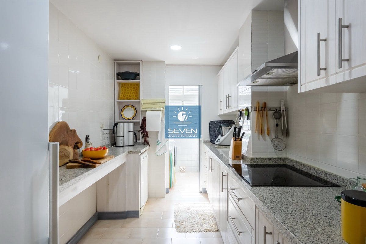 2 bedroom Apartment for sale in Almunecar with garage - € 369,000 (Ref: 10020363)