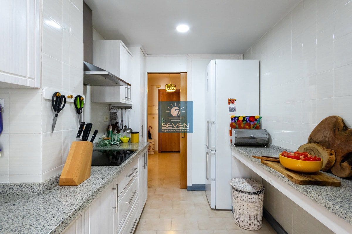 2 bedroom Apartment for sale in Almunecar with garage - € 369,000 (Ref: 10020363)