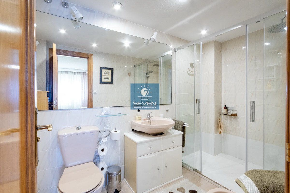 2 bedroom Apartment for sale in Almunecar with garage - € 369,000 (Ref: 10020363)