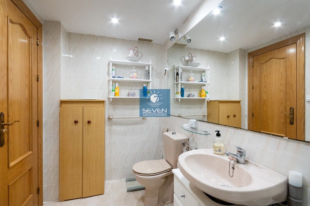 2 bedroom Apartment for sale in Almunecar with garage - € 369,000 (Ref: 10020363)